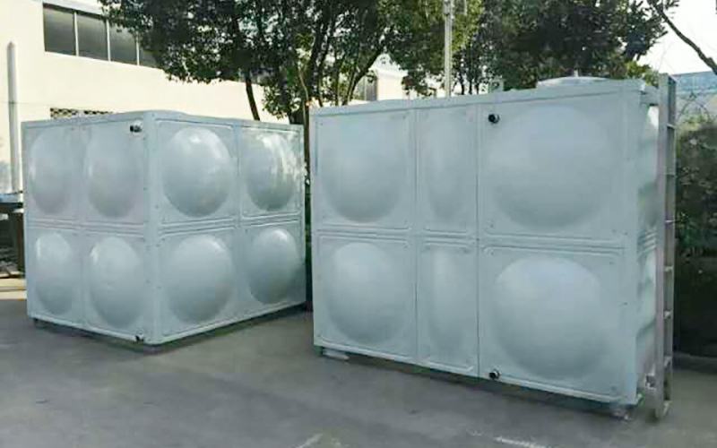成都专业太阳能不锈钢水箱厂家